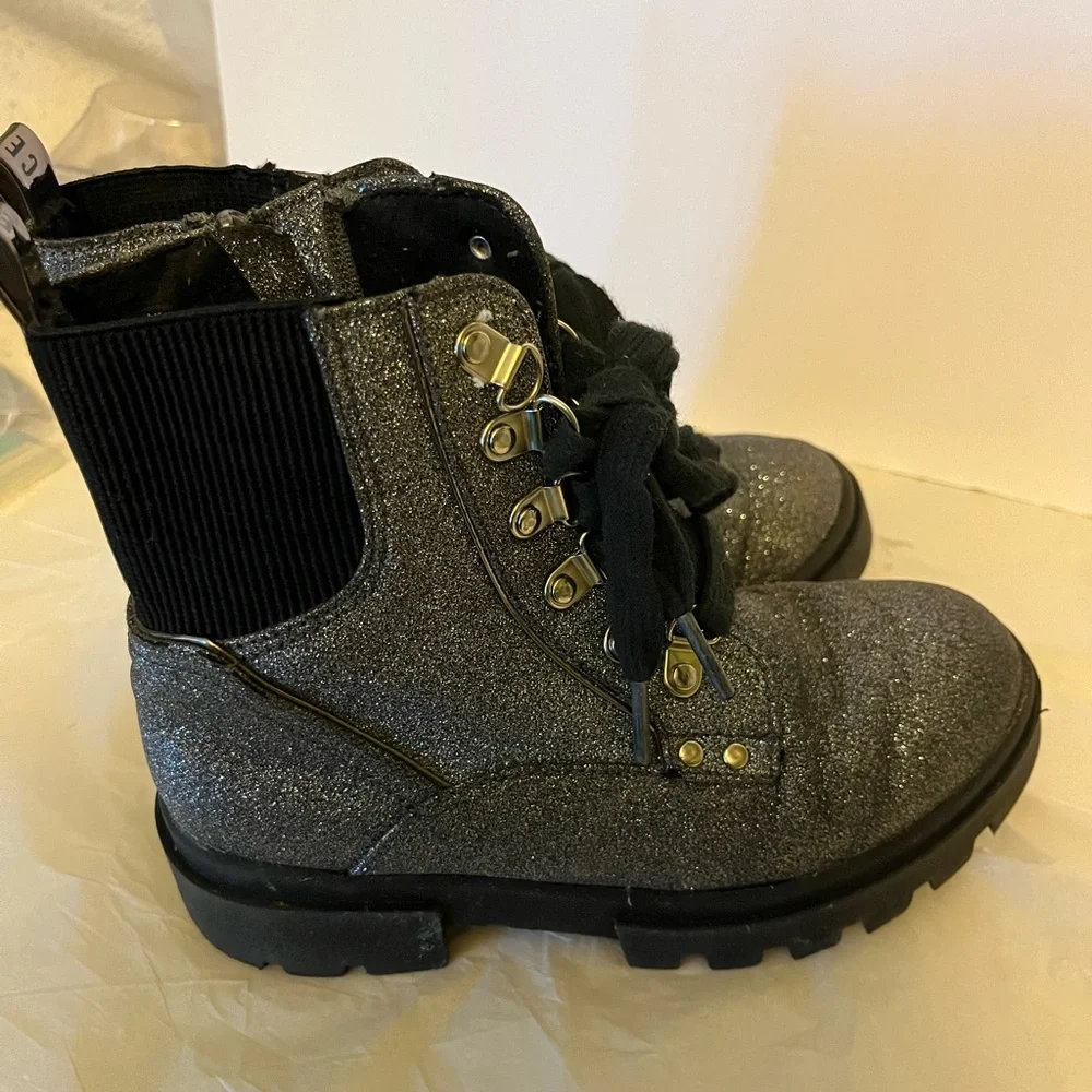 JUSTICE YOUTH SIZE‎ 1 GIRLS SLIVER GLITTER LACE UP ZIP ANKLE BOOT